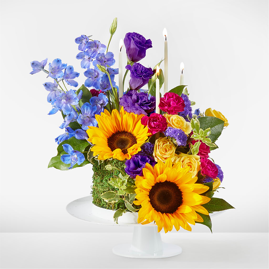 Star of the Day Floral Cake – What A Flowers, Lawrenceville GA