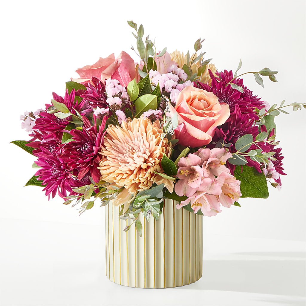Berry Cobbler Bouquet with Ivory Vase –  What A Flowers, Lawrenceville GA