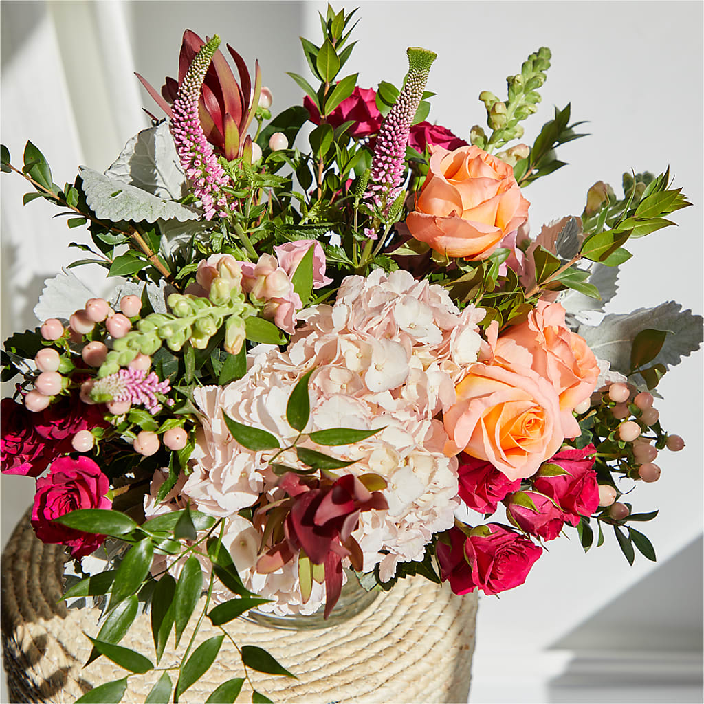 Glitz & Glam Bouquet –  What A Flowers, Lawrenceville GA