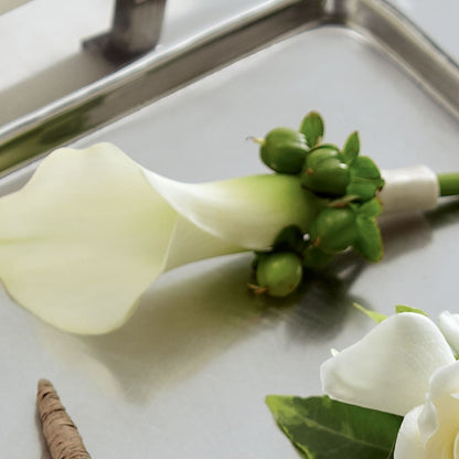 White Calla Boutonniere –  What A Flowers, Lawrenceville GA
